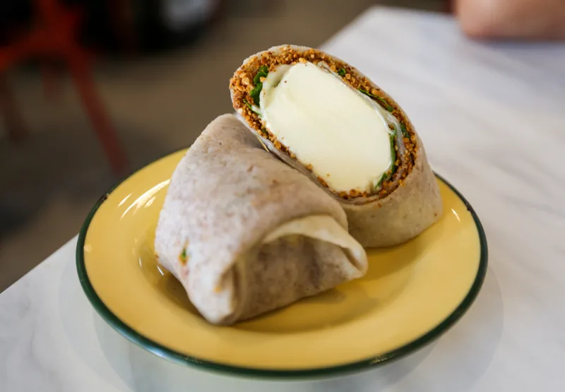 Peanut Ice Cream Roll · 花生冰淇淋卷